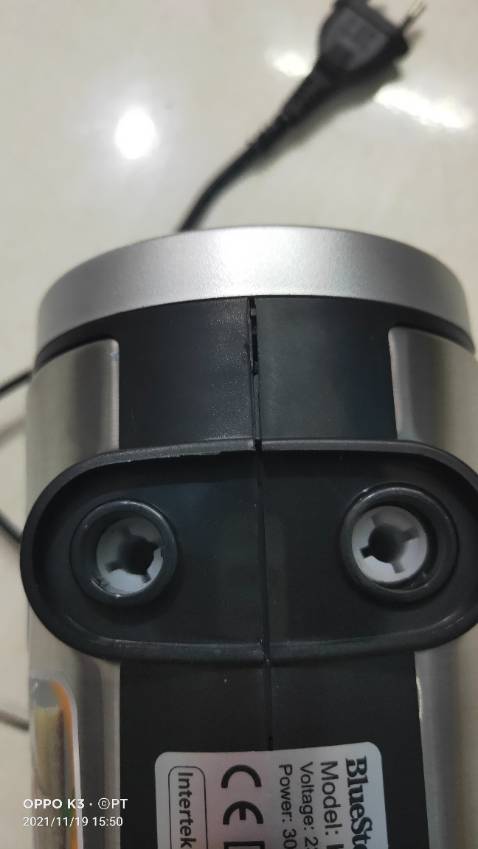 Sản phẩm đúng quảng cáo. Đóng hàng vào thùng lót bằng bìa giấy, nên khá lỏng lẻo. KH đã tự kích hoạt bảo hành điện tử thành công. Nhưng phần nhựa liên kết sản phẩm nhìn có kẻ hở "bự tổ chảng", mình đánh giá chất lượng hoàn thiện kém!. Xài một thời gian sẽ đánh giá chất lượng SP. Nói chung tạm hài lòng, chưa thích CÁCH ĐÓNG GÓI và MỨC ĐỘ HOÀN THIỆN SẢN PHẨM !. Chúc Tiki và Shop luôn giữ được uy tín với KH!