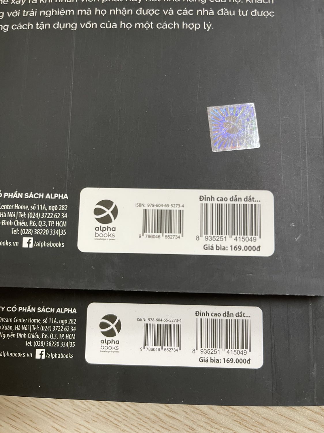 Shop *** dối khách hàng. Giá niêm yết rõ là 169.000đ nhưng lại kê giá lên ***đ rồi giả vờ discount 30%. Đề nghị Tiki phạt shop thật nặng hoặc xoá shop. Làm ăn thiếu đi sự tử tế!