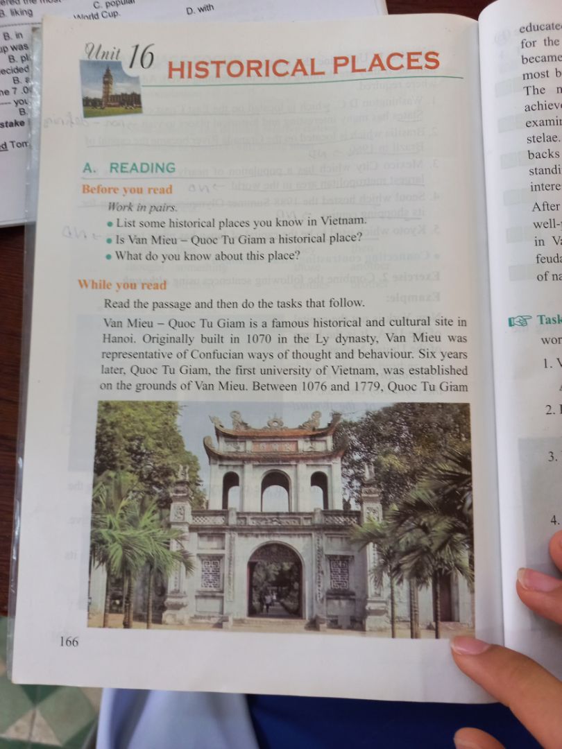 chảo dùng thích lắm, đẹp và cầm chắc tay lắm nha mọi người. nói chung nên mua ạ