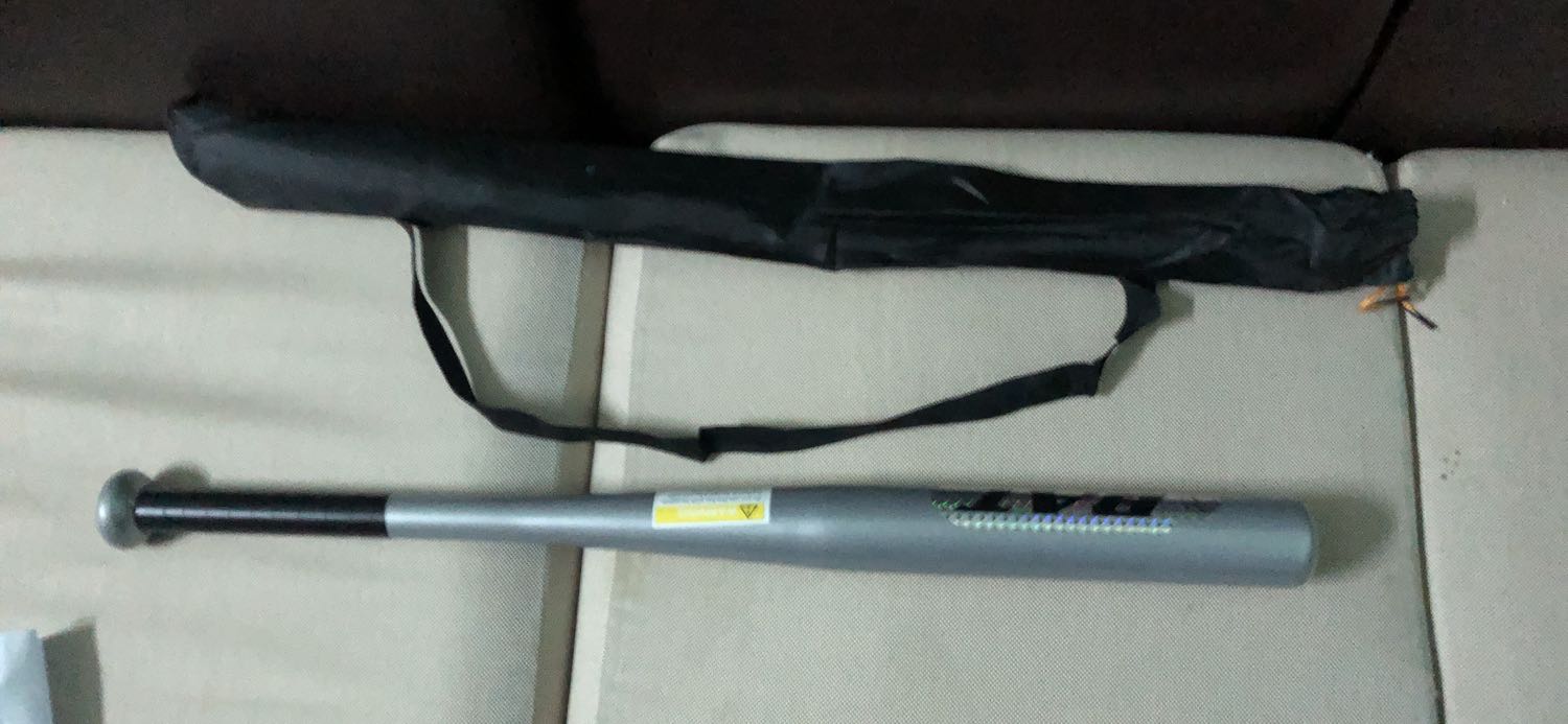 Hàng đẹp, cầm rất đầm, chắc tay. Này mà đập trộm thì phải gọi là bôm bốp. Với lại tờ giấy của shop nhắn dễ thương quá phải vào feedback ngay Hàng đẹp, cầm rất đầm, chắc tay. Này mà đập trộm thì phải gọi là bôm bốp. Với lại tờ giấy của shop nhắn dễ thương quá phải vào feedback ngay