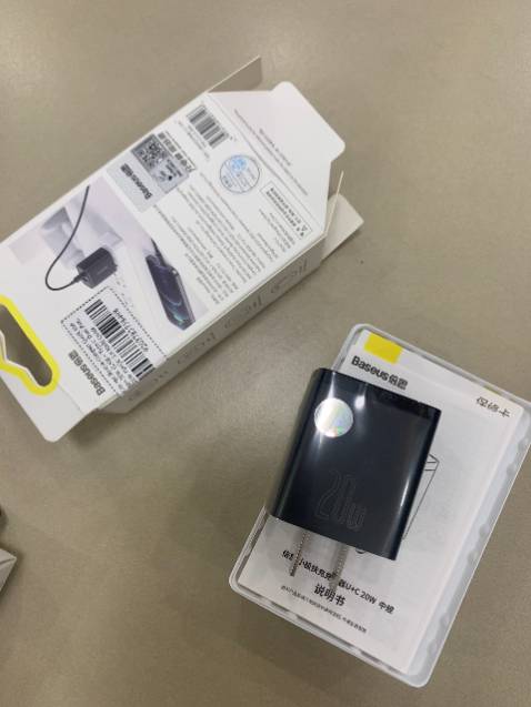 Hàng đẹp, shop đóng gói cẩn thận