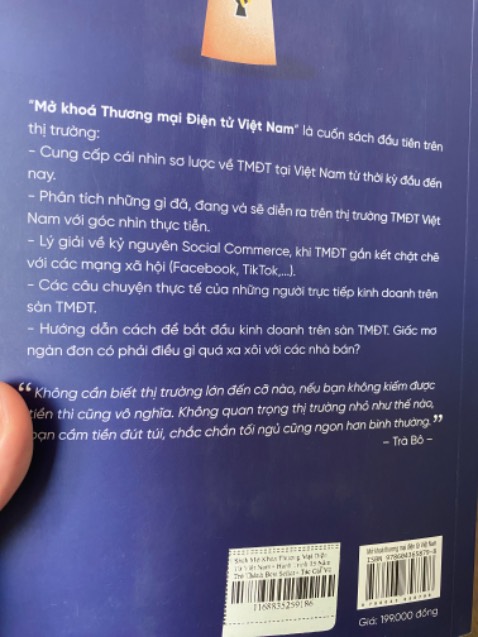 Sách ko dc bọc ni lông, bẩn, trầy xước, cong vênh, đóng gói ko có mút chống sốc