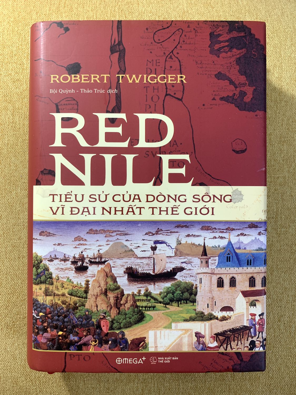 Đóng gói sản phẩm tốt, giao hàng ổn. Sách mới, cứng cáp, còn nguyên bọc, nội dung đồ sộ, thả 5⭐️