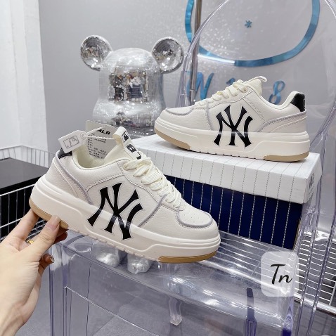 (*) Đánh giá không tính điểm
Cách gói hàng rất đơn giản.khi vận chuyển sản phẩm bị trầy.hàng thì OK