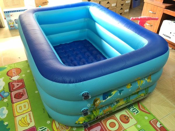 Đọc sách đối với nhiều người là một việc nhàm chán, thậm chí là một cực hình. Phần đông người Việt Nam sau khi học xong phổ thông hoặc đại học, nhất là sau khi đã lập gia đình và có con cái, thường không bao giờ cầm đến một cuốn sách nào nữa.