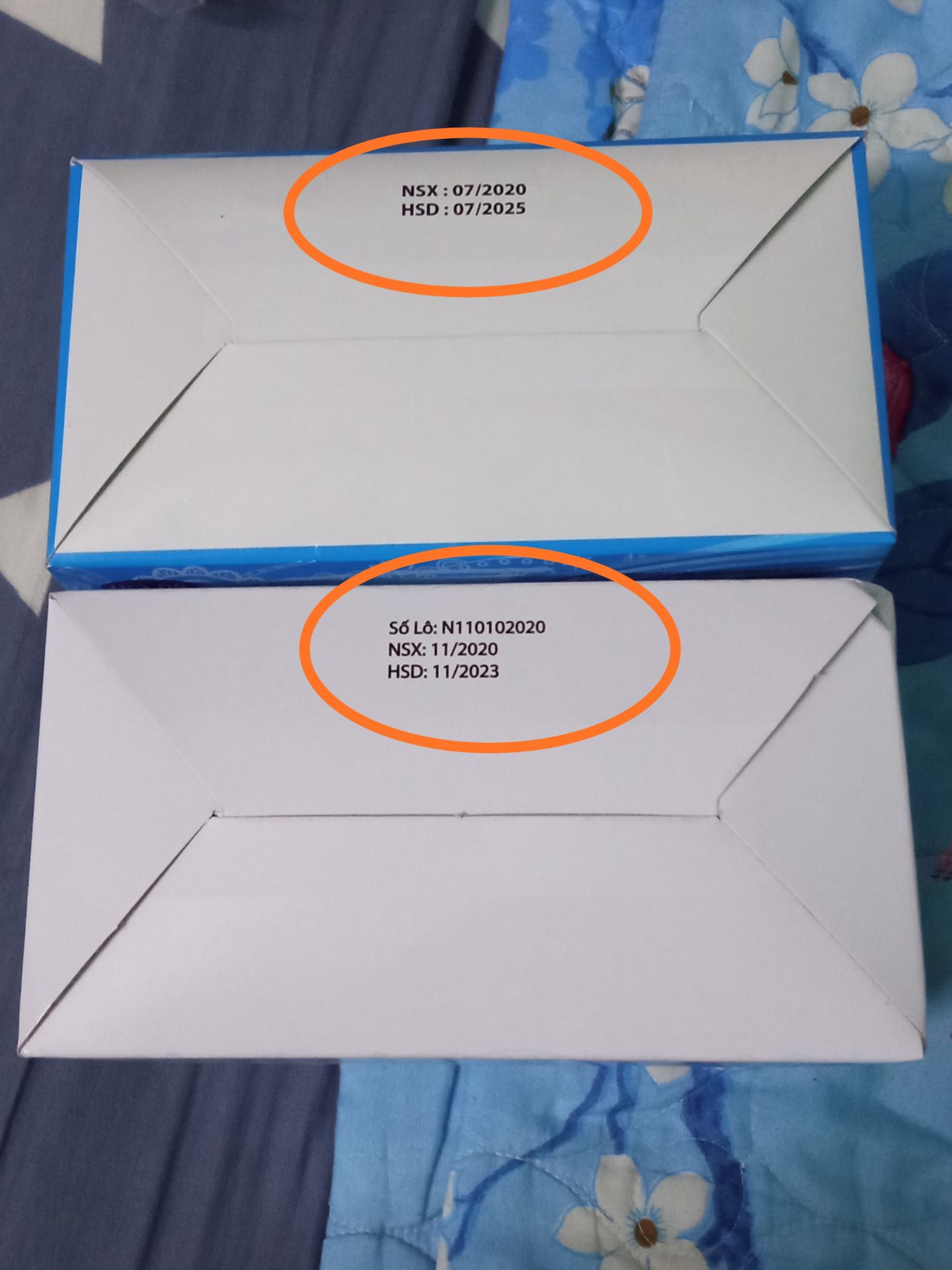 Sản phẩm giao nhanh. Shop đóng gói cũng rất ổn. Tuy nhiên, trừ 1 sao vì hàng mới mà bị rách tem niêm phong. Mua 1 lần 6 hộp nhưng shop lại gửi 2 loại khác nhau. Độ dày khẩu trang vừa phải, ko mỏng lắm. Giá thành phù hợp, ko bị đôn trong giai đoạn Covid này.