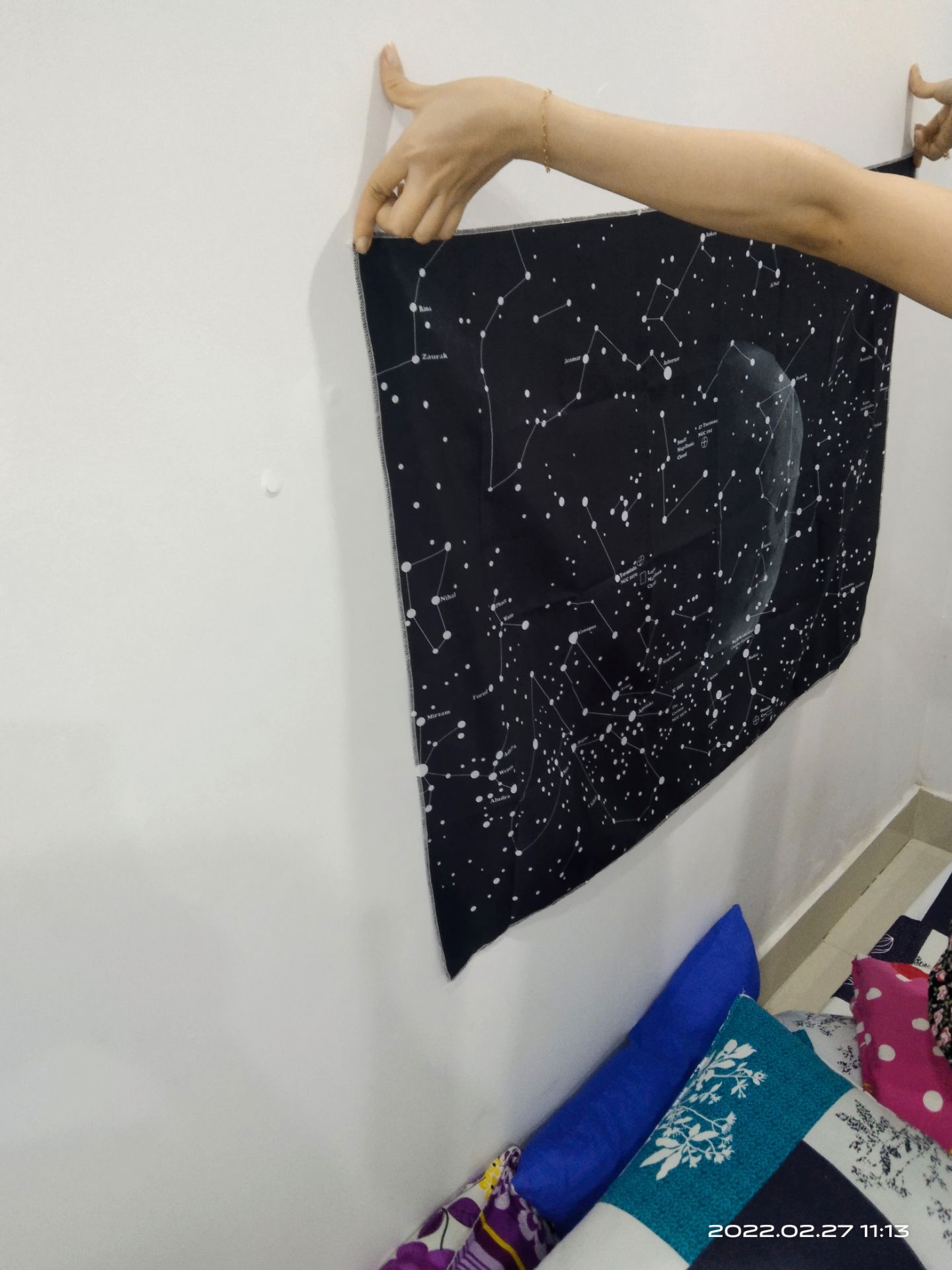 thảm ko giống như hình quảng cáo,thảm nhỏ bé tẹo,thảm treo đầu giường ngủ mà làm như dẻ lau ý,shop này ko chung thực khuyên mọi người đừng mua,