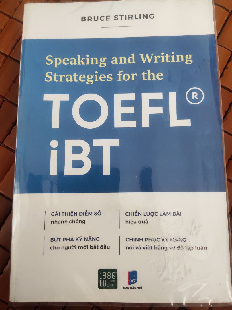 sách đẹp, sạch sẽ, giấy đọc không hại mắt nhưng hơi mỏng, trình bày đẹp mắt