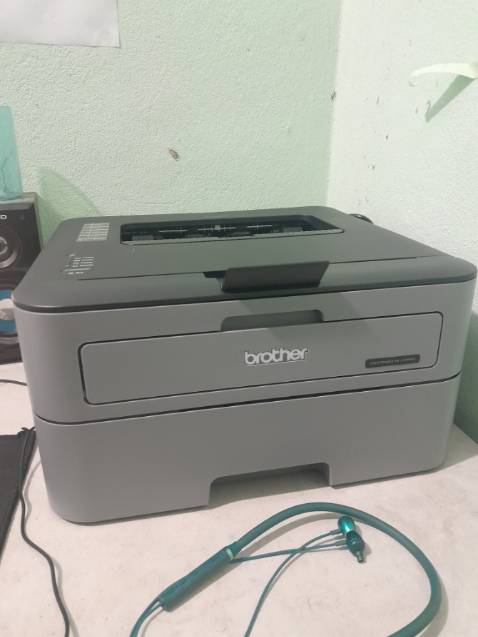 Đã mua 2 cái: một cái 2366DW và thêm cái này. Máy cơ bản êm, in ổn. Chế độ ngủ sâu chuyển sang chế độ in khá nhanh.