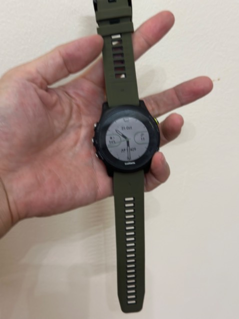 Dây quickfit rất đẹp. Dễ tháo lắp. Màu ở ngoài rất chất.