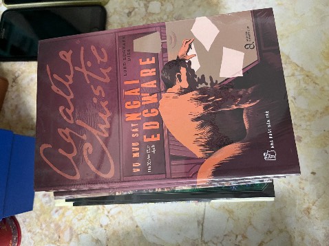 Shop đóng gói cẩn thận và giao nhanh. Sách mới, giá tốt. Sẽ tiếp tục ủng hộ shop.