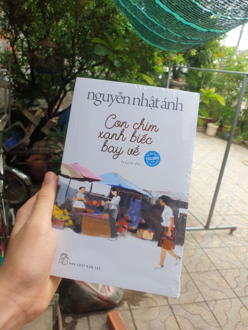 Sản phẩm rất xinh đẹp tuyệt vời, tôi không thể trông đợi gì hơn. Cảm ơn nhà cung cấp, nhà sản xuất, cảm ơn người bán hàng, cảm ơn sàn thương mại điện tử, cảm ơn người vận chuyển để tôi có cơ hội dùng sản phẩm tốt như thế này.
Hàng đóng gói rất đẹp. Quả nhiên người bán đã gửi gắm rất nhiều tâm tư và tình cảm trong lúc gói hàng. Hộp không có dấu hiệu bị móp, chứng tỏ bộ phận vận chuyển đã nâng như nâng trứng, hứng như hứng hoa. Xin nghiêng mình cảm ơn vì tất cả.
Thời gian vận chuyển rất hợp lí. Tôi đã đặt hàng với tâm thế hào hứng chờ đợi để được trải nghiệm sản phẩm và tôi không hề bị chờ mỏi cổ. Có thể thấy bên vận chuyển không quản ngại thời tiết và đường xá xa xôi để đưa sản phẩm cho tôi trong thời gian ngắn nhất.