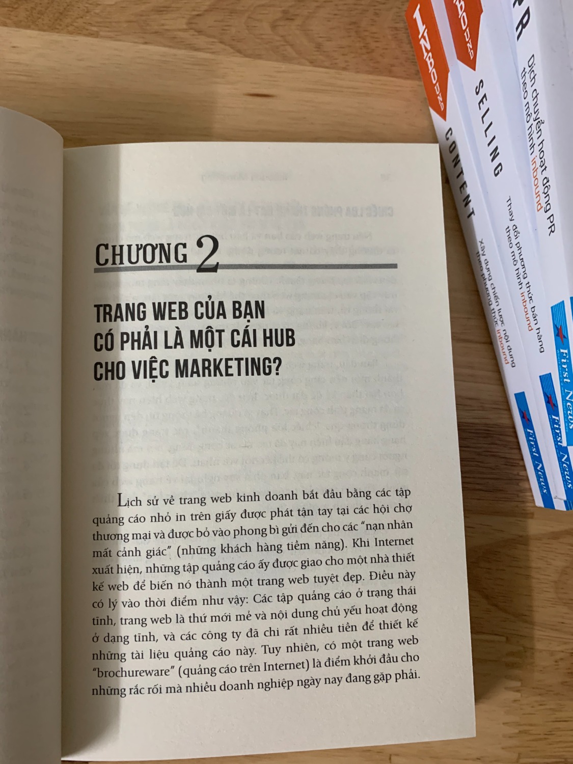 Mình mua theo kèm cả bộ sách inbound. Với góc nhìn của người đang làm inbound thì cuốn sách không được như mình kỳ vọng. Có thể do mình làm nghề cũng tìm hiểu nhiều, nên những thứ mình biết nhiều hơn cả những gì cuốn sách đang đề cập. Dự định của mình sẽ làm blog chuyên sâu hơn về mảng này ở VN. Nuôi cá trong bối cảnh thị trường săn bắt và đi câu. Cho 4* vì không thể đòi hỏi hơn được với cuốn sách 100K từ Hubspot. 5* cho dịch vụ của Tiki. Sách mới, đẹp, giấy xốp và nhẹ bảo quản tốt, giao hàng nhanh.