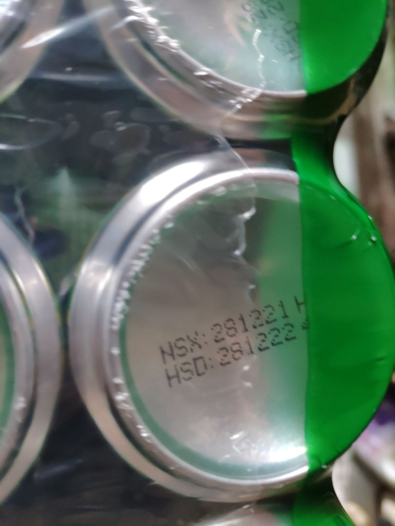 Giao hàng rất nhanh, date từ lúc mình nhận là còn được tầm 11 tháng. Ly tặng rất đẹp nhưng không dày lắm. Hàng chuẩn mua được giá 150k 1 thùng khá hời Giao hàng rất nhanh, date từ lúc mình nhận là còn được tầm 11 tháng. Ly tặng rất đẹp nhưng không dày lắm. Hàng chuẩn mua được giá 150k 1 thùng khá hời