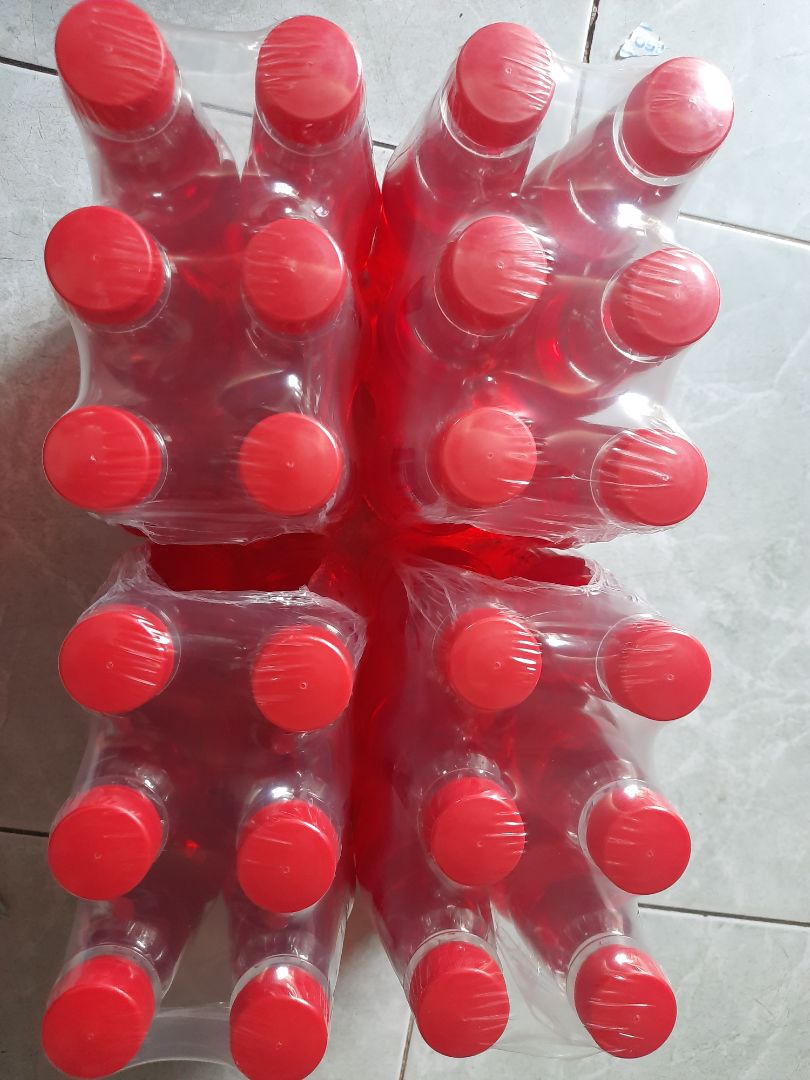 Sản phẩm có ngoại quan giống với mô tả, tiki đóng gói sản phẩm tốt, date sử dụng đến 22/3/2022, săn sales nên có giá tốt, chất lượng sản phẩm thì khỏi bàn cãi nhiều, uống ít thôi tiểu đường đấy nhé. Tuy nhiên, tiki giao hàng khá lâu mặc dù tôi ở tp.hcm, tiki cần phải cải thiện dịch vụ giao nhận của mình.