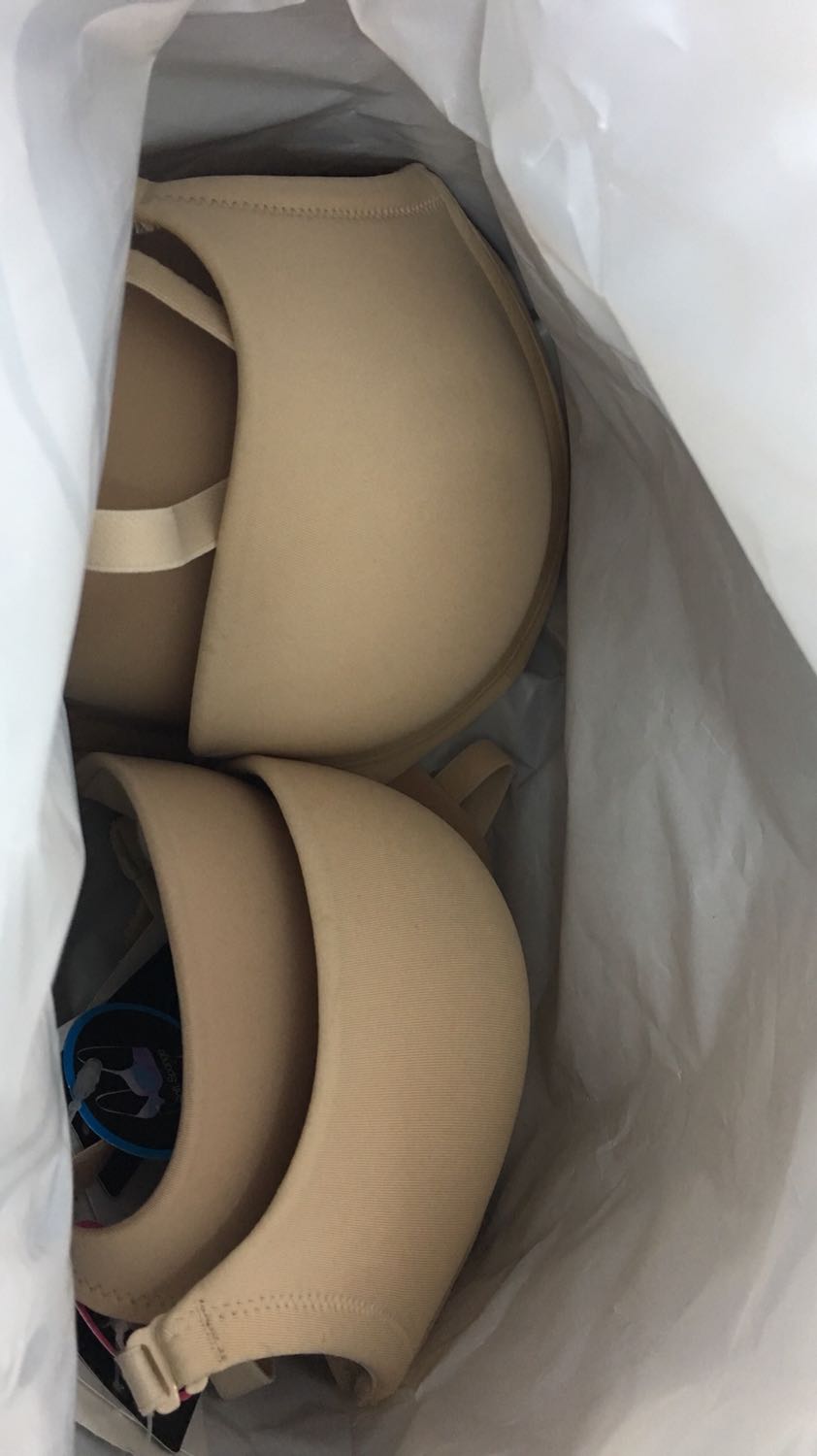 Rất đẹp mà do lần đâu mua áo lót online nên không chọn đúng size, Tôi có thể đổi lại size nhỏ được không ? Size đúng của Tôi là 36-80B