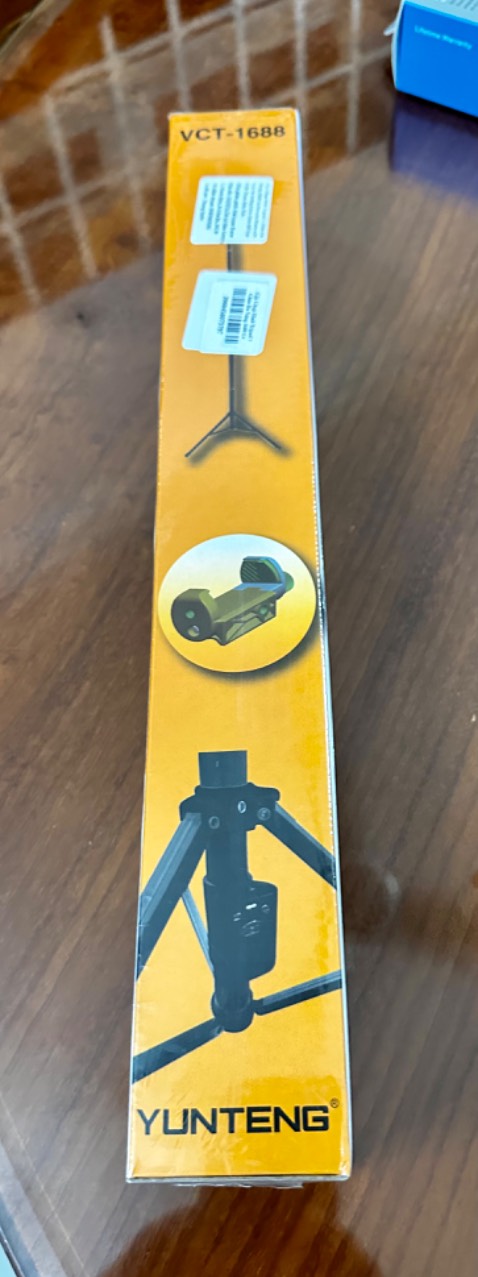 Chắc chắn, đầy đủ phụ kiện remote để chụp hình! Bao bì đóng gói đẹp!