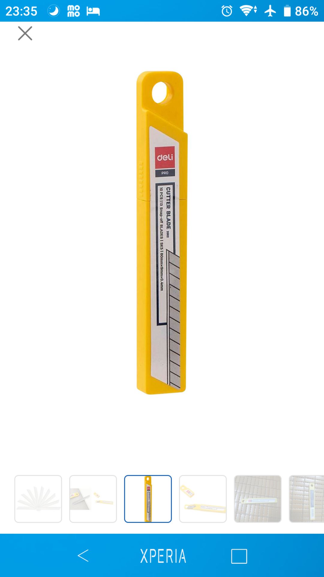 Giá 8k , gồm 10 lưỡi dao sắc bén, còn nguyên hộp và tem