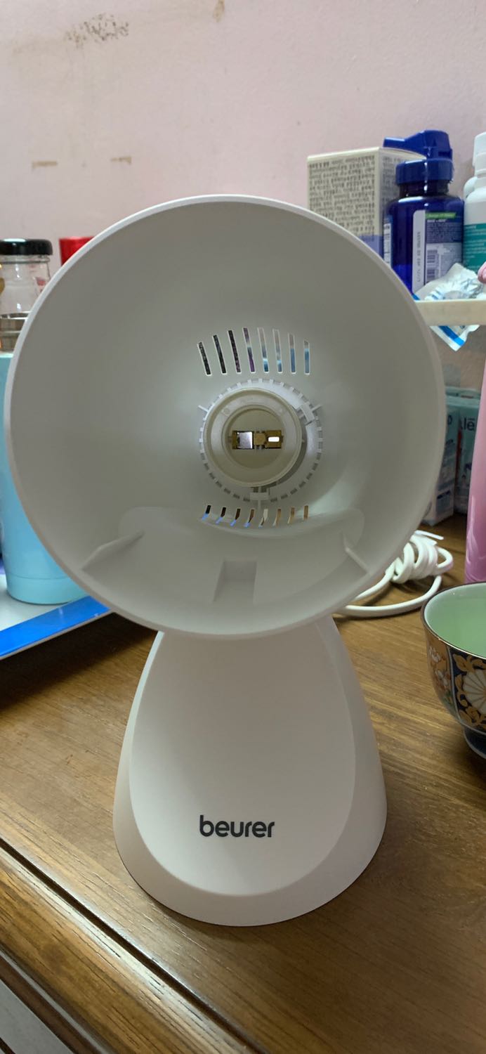 Mình mua đèn mà không thấy shop giao bóng đèn chỉ có cái vỏ đèn sao sử dụng được