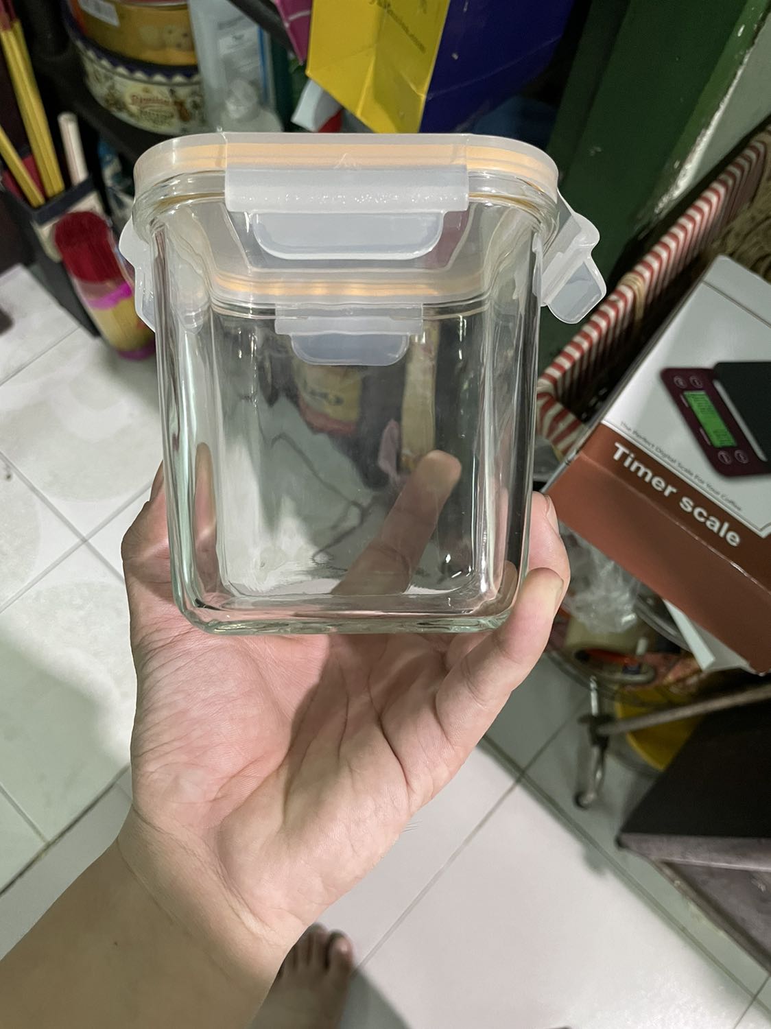 Hình thức đẹp - không bị nứt gì cả. 
Hủ hơi nhỏ so với mình tưởng tượng - trọng lượng hủ khá nặng