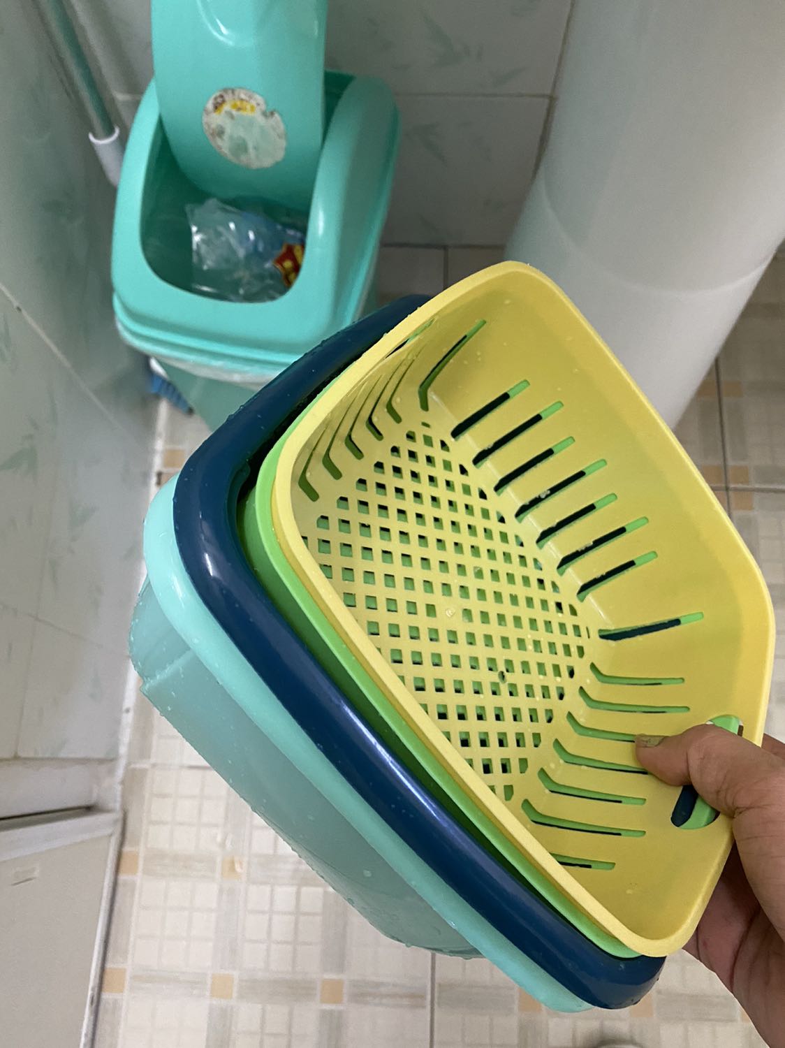 Hàng quá tệ so với giá tiền, rất rất mỏng, lần đầu tiên mua hàng tiki mà bị lầm ???