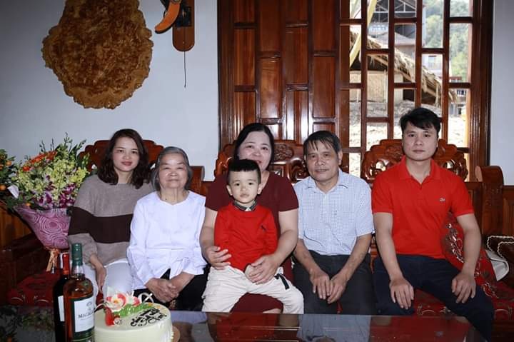 hàng đúng như hình ảnh đã đăng.giao hàng nhanh,đóng gói cẩn thận,có hướng đẫn lắp đặt cụ thể.sp chưa dùng nên chưa đánh giá đc chất lượng.nhưng cách thức đóng gói,vận xuất rất tốt.