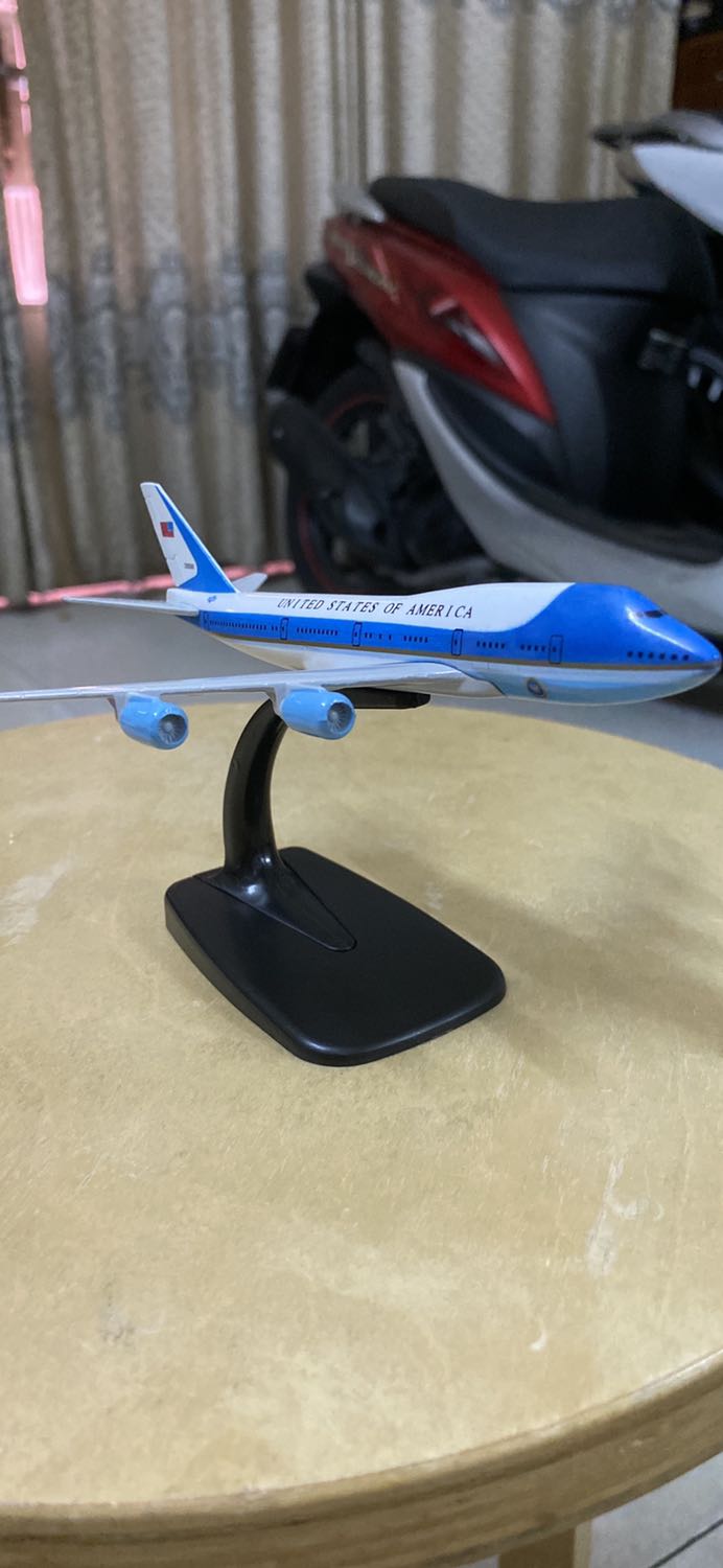 Máy bay khá đẹp nước sơn khá đẹp nói chung là ok