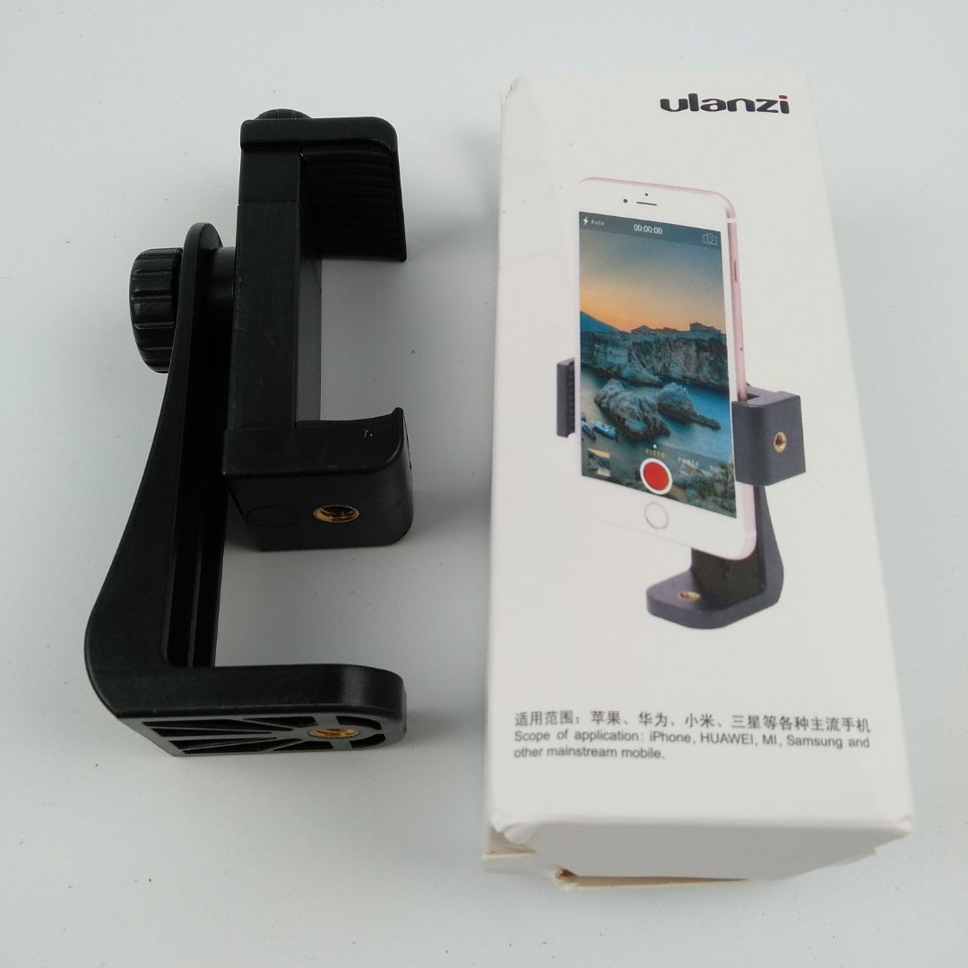 Tôi đã mua 2 cái giống vậy nhưng là hàng no name về sử dụng nhưng không ưng ý do nút vặn lỏng lẻo. Hàng này thì rất hài lòng do thiết kế tốt rất chắc chắn. Giá cao gấp đôi nhưng đáng mua!