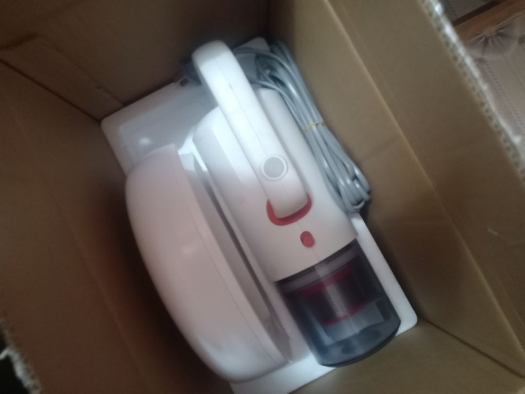 sản phẩm đẹp hút khá mạnh và sạch giao hàng nhanh shipper rất nhiệt tình giới thiệu đầy đủ. Là hàng của *** nên bảo hành yên tâm 🥰