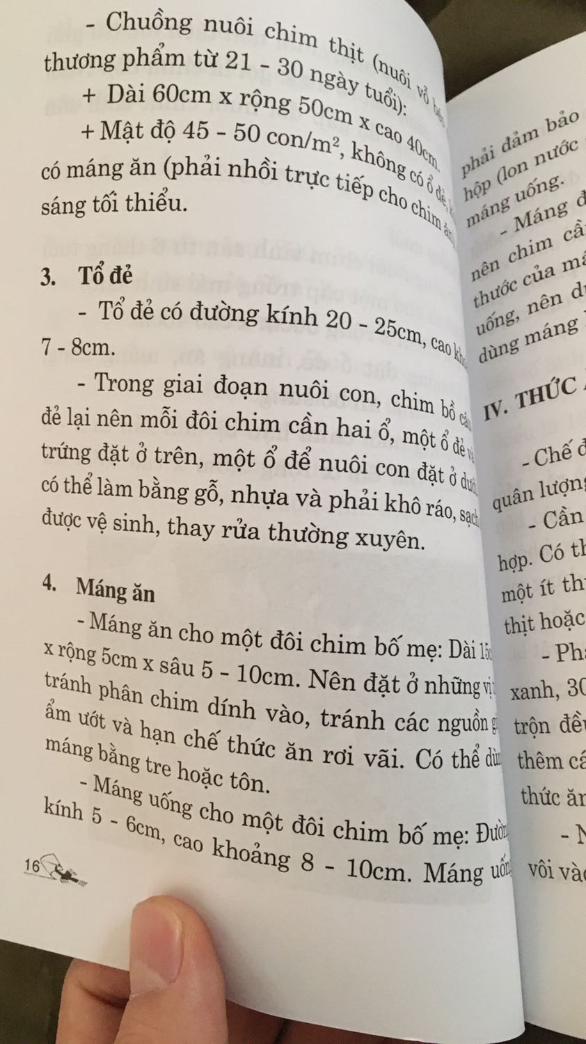 Về sách khá đầy đủ thông tin, tuy nhiên ít hình ảnh minh hoa ví dụ như so sánh chim cái chim đực, mô hình minh họa chuồng tổ đẻ...Mong rằng trong các lần tái bản sau tác giả có thể bổ sung thêm giúp người đọc có thể trực quan hơn!