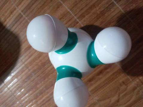 Máy này tốt tuy nhiên là dùng pin AAA chứ ko phải là chế độ sạc. Khi mình nhắn về trang để được tư vấn thì bên trang đã báo là thiết bị sạc bằng điện ko cần thay pin. Bạn nào muốn sạc qua nguồn điện thì ko nên mua sp này. 

Hàng gửi về đóng gói rất tốt, nhưng tư vấn không đúng mình đánh giá thấp.