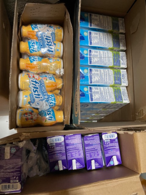 Sản phẩm dù có tốt đến đâu nh thái độ nv cskh khinh ng.Gọi hotline 3 cuộc thì nhấc máy nh k có ng nói.tới cuộc thứ 4 nghe ,mình hỏi “tại sao sp trên hình có khuyến mại nh hàng giao lại k có b?” 
Thì nv trl “tuỳ sp có tham gia km hay k?”
Mình có hỏi “mình thấy trên sp bán ghi có mà b?” Thì nv cúp máy ngang luôn k thèm nói 1 câu chào.

Mã khuyến mãi thì in như đánh đố khách hàng,nhoè,mực kém chất lượng.

Khách hàng khu vực ngoài HN mua thì k được gửi quà tặng kèm.

Chắc là công ty lớn,thừa thãi khách rồi nên k cần.
K xứng đáng để gửi sức khoẻ con cái vào cái chỗ thiếu trách nhiệm như vậy.