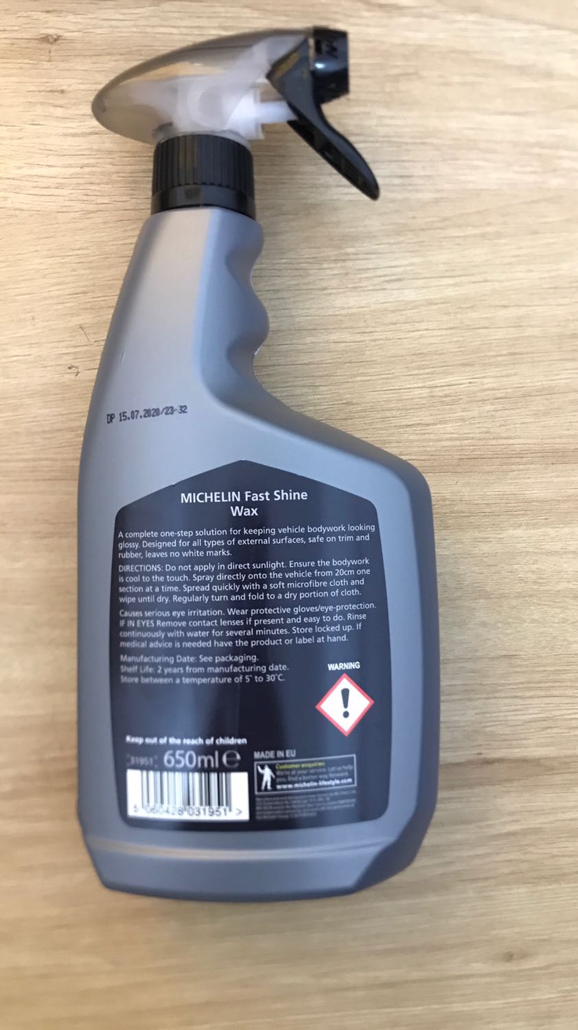 Hàng đúng như mô tả của shop,
Đóng gói cẩn thận, tỉ mỉ và chắc chắn,
Nhân viên giao hàng nhiệt tình, có trách nhiệm. 
Sản phẩm đã dùng mấy chai có chất lượng nên mua để sử dụng.