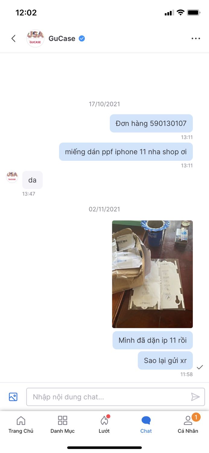 Đặt hàng đã nhắn dặn shop đơn hàng là iphone 11 vậy mà vẫn giao nhầm được. Liên hệ đổi trả thì bán cái sang do mã đơn hàng. Ủa sao ko tách riêng cho người ta chọn mà gộp chung lại xr vs 11 rồi bảo do mã đơn. Người mua đã nt dặn rồi thì lỗi của shop chứ mã nào