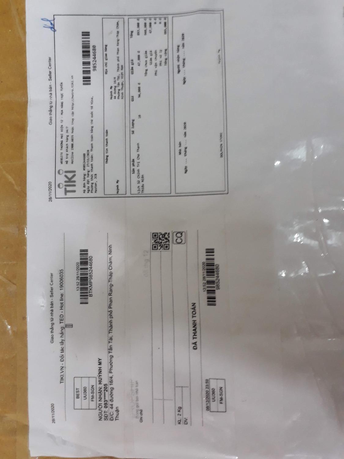 Mình đặt 10 sản phẩm Lịch sử chính trị cho thanh thiếu niên về làm quà.
Đặt từ 27/11 mà đến hôm nay (09/12) mới nhận được một hộp mỏng lét, nhỏ xíu. 
Khui ra chỉ có một cuốn tập tô màu cho trẻ con.
Nếu cửa hàng hết sản phẩm, có thể hủy đơn hàng, hoàn tiền lại cho khách hàng.
Sao lại để khách hàng chờ cả nửa tháng rồi lại gửi sách trật lất vậy ạ.