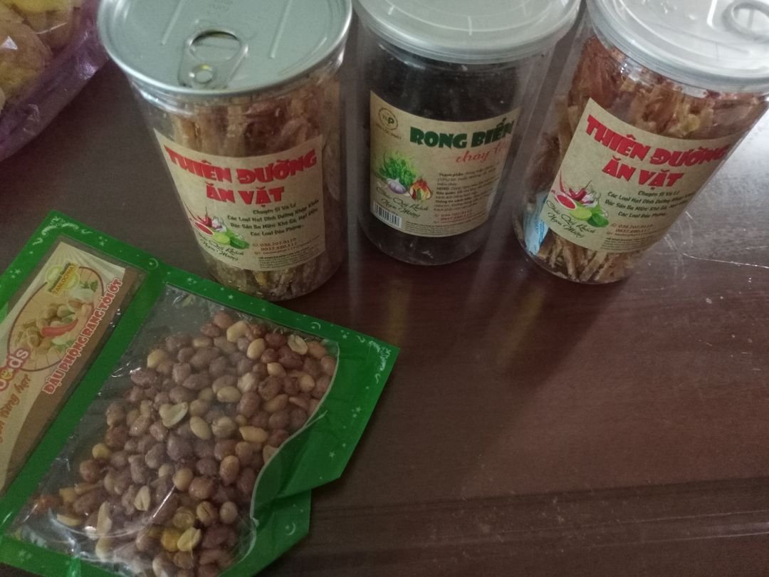 ăn cũng ngon, ship nhanh, mới sản xuất nên hạn còn gần 1 năm