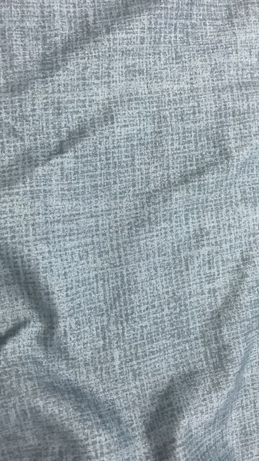 Ko đúng vị bánh đài loan, mặn, giao tới phần kem trứng muối bị chảy. Ko ưng ý.