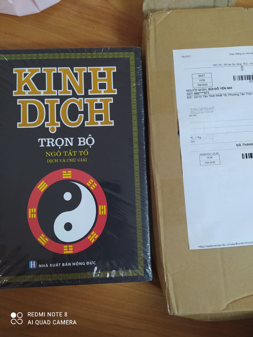 Đóng gói cẩn thận nhưng giao không đúng sách mình mua. Nhờ Tiki liên hệ mình để gửi sách lại và liên lạc bên người bán giúp mình nhé.
sdt:*** (Nhi)