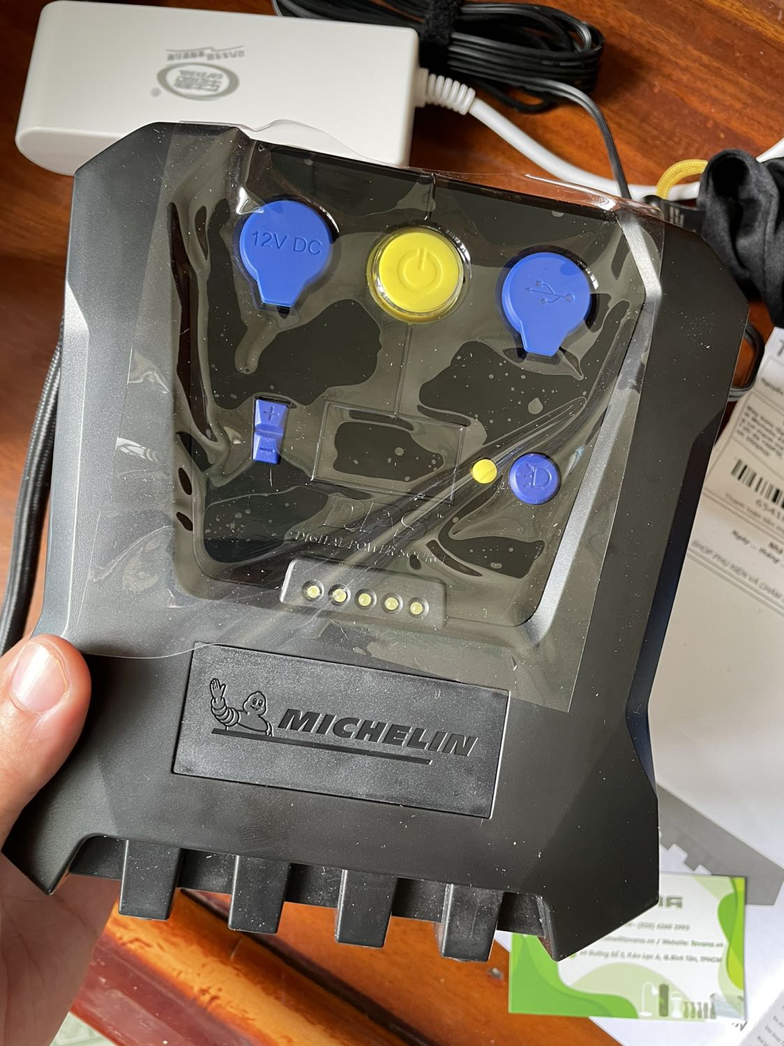 Hàng chính hãng, đầy đủ phụ kiện. Mới *** mọi chức năng oki. Mong sử dụng dc bền, ko mắc công phải gửi bảo hành. Tks Shop.