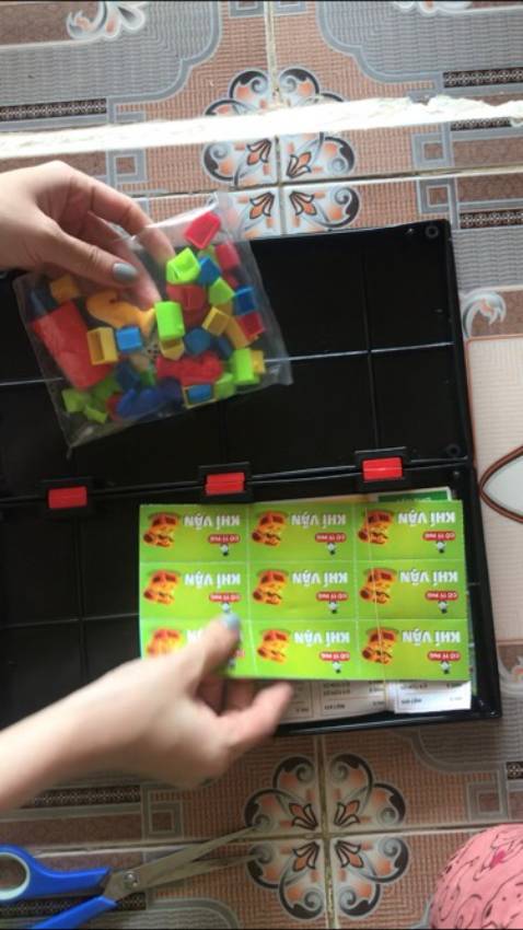 Giao hàng nhanh đang dịch vậy mà cũng nhanh ghê, cờ đẹp, đầy đủ, đóng gói kĩ càng, đáng tiền, okee
Hàng bọc bao bì nilon chuyên nghiệp uy tín phết! Đã từng mua nhiều sp của shop tất cả đều ưng ý, bộ cờ chốt hơi chặt, nên khi mở ra cẩn thận nêu không dễ bị gẫy phí đi
Giá này ok rồi, chơi tăng tư duy ra phết Giao hàng nhanh đang dịch vậy mà cũng nhanh ghê, cờ đẹp, đầy đủ, đóng gói kĩ càng, đáng tiền, okee
Hàng bọc bao bì nilon chuyên nghiệp uy tín phết! Đã từng mua nhiều sp của shop tất cả đều ưng ý, bộ cờ chốt hơi chặt, nên khi mở ra cẩn thận nêu không dễ bị gẫy phí đi
Giá này ok rồi, chơi tăng tư duy ra phết