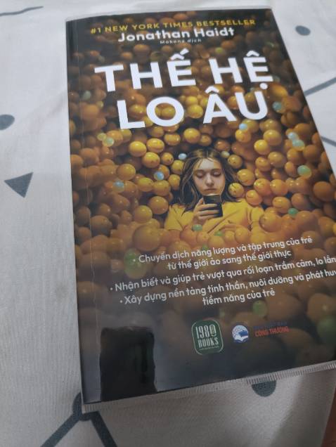 Sách rất hay nhưng chất lượng gáy quá chán. Thật đau lòng 💔