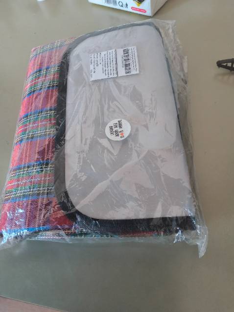 Chống thấm nước rất hợp lí. Màu sắc đẹp