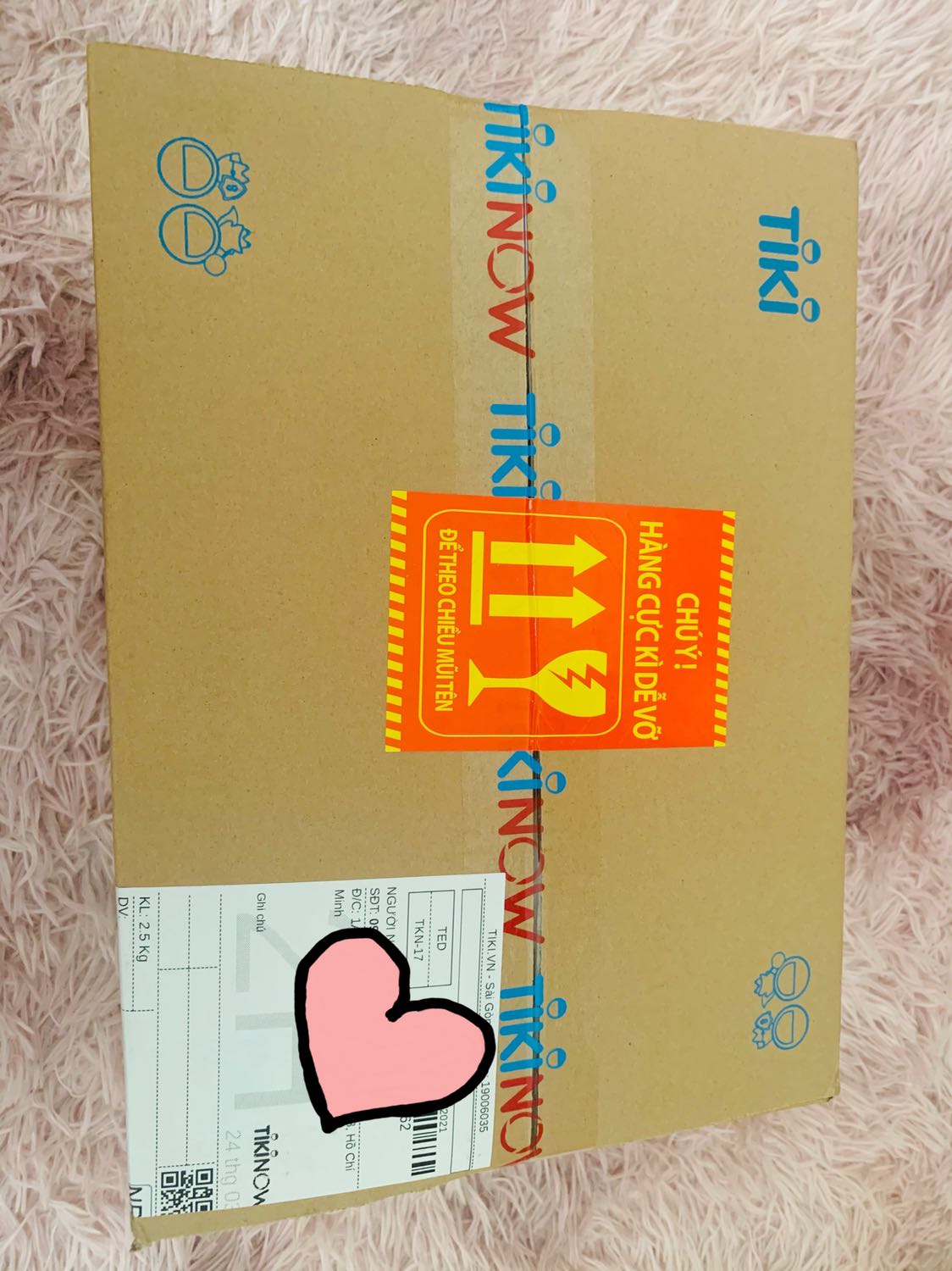 Cực kì hài lòng về cách gói hàng rất cẩn thận, sp rất đẹp đúng vs hình ảnh. Tks shop và tiki nhiều nha!!!!