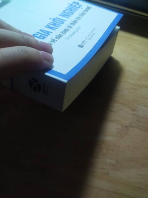 Sách khá đẹp, chất lượng cũng ok, giao hàng hài lòng.