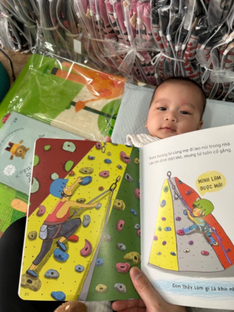 sách mới đẹp, hình ảnh dễ gần chất lượng tốt, đóng gói cẩn thận, giao hàng nhanh.