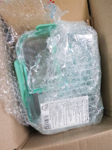 Giao hàng vỡ. Khi khui hàng phản hồi lại nhân viên giao hàng thoái thác. Thất vọng và kg sử dụng dịch bụ tiki thêm nữa.