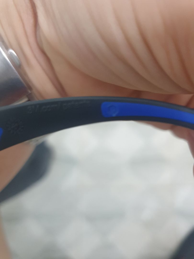 tốt, nhẹ, ko đọng sương mờ