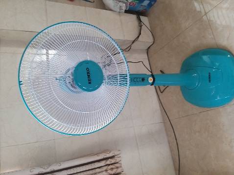 Quạt êm, động cơ mạnh,  mẫu mã đẹp.  Cực kỳ hài lòng