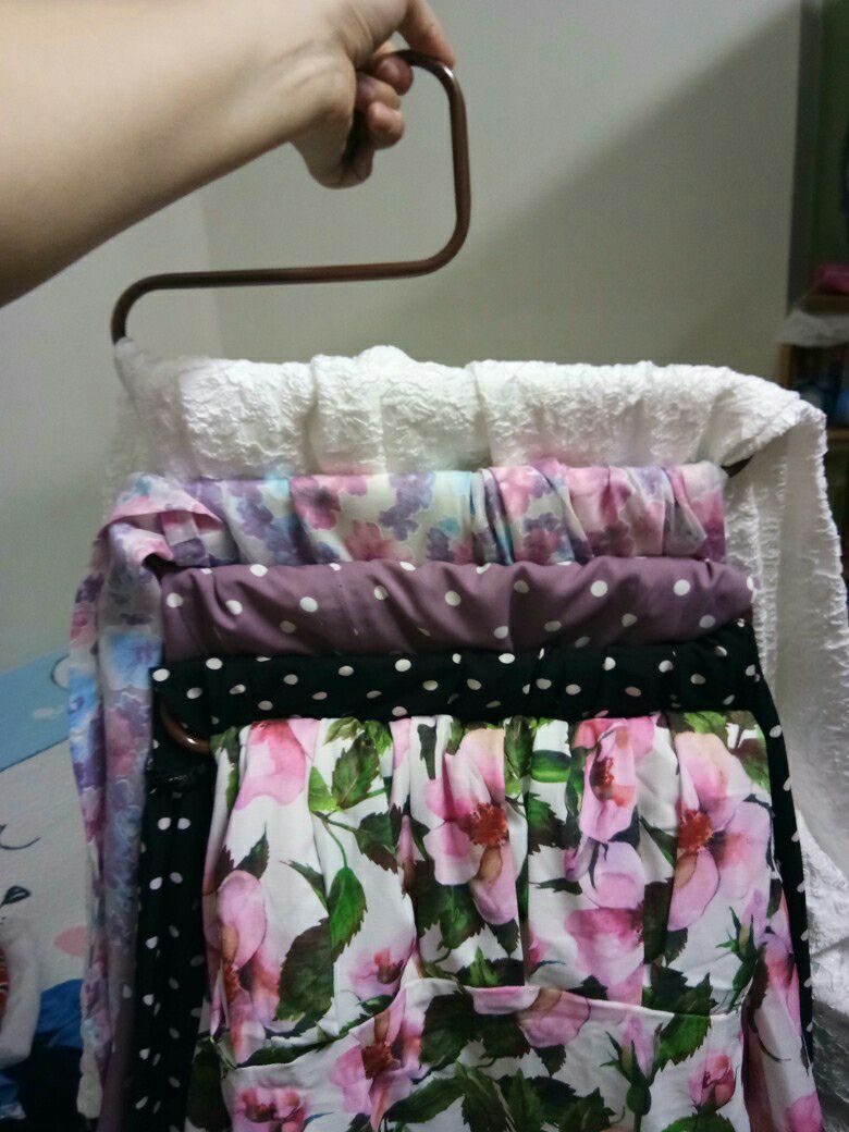 móc đẹp, chắc chắn, gọn gàng tủ, k phia tiền. tốt móc đẹp, chắc chắn, gọn gàng tủ, k phia tiền. tốt