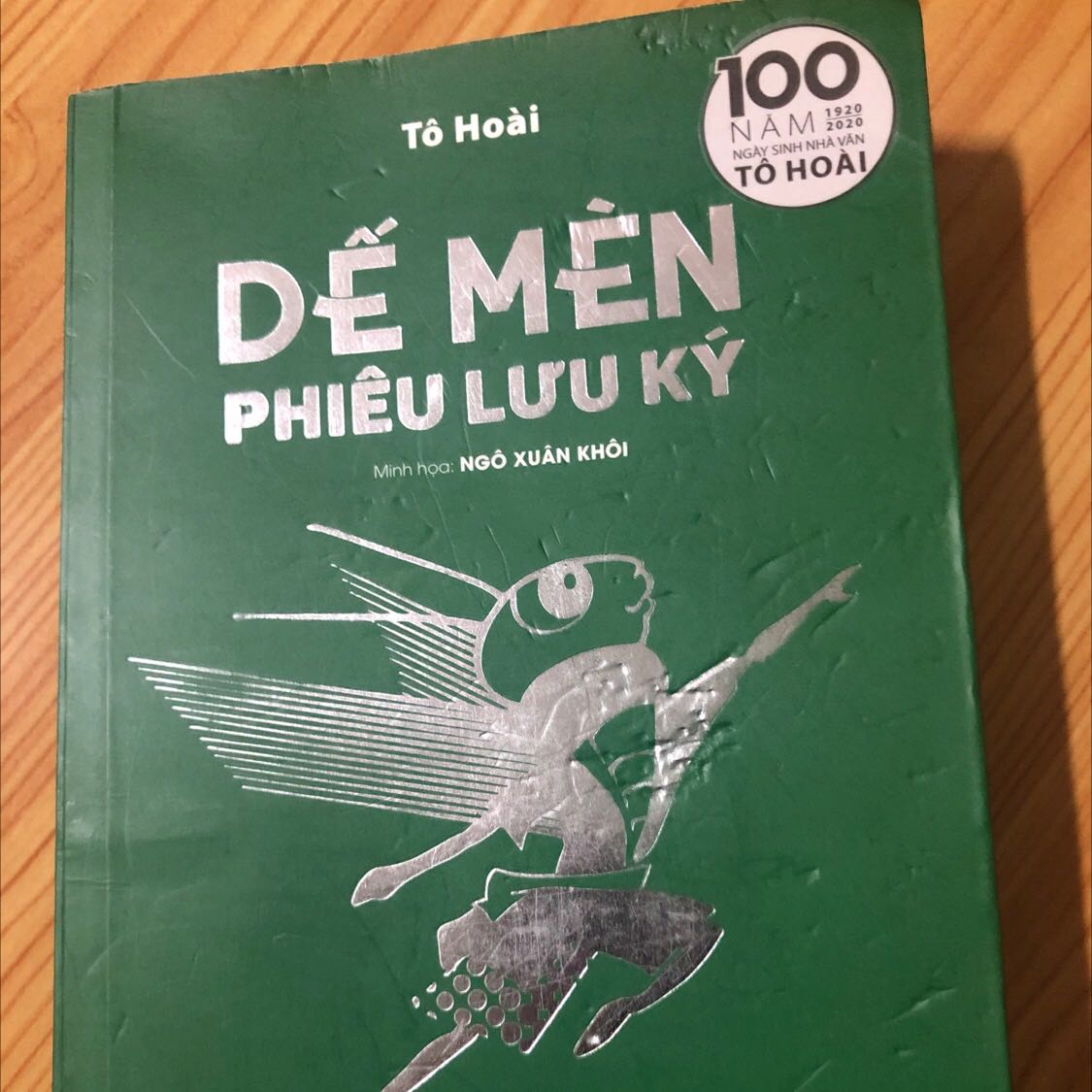 Tác phẩm văn học gắn với tuổi thơ nhiều thế hệ người Việt. Cốt truyện gần gũi với trẻ em, rất thích hợp mua cho các con từ lứa tiểu học để đọc và tự trải nghiệm + học ngữ pháp, tiếng Việt.